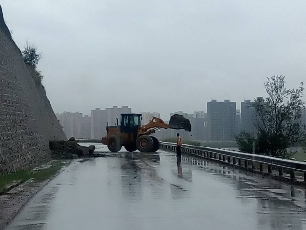 201807121531365455707.jpg