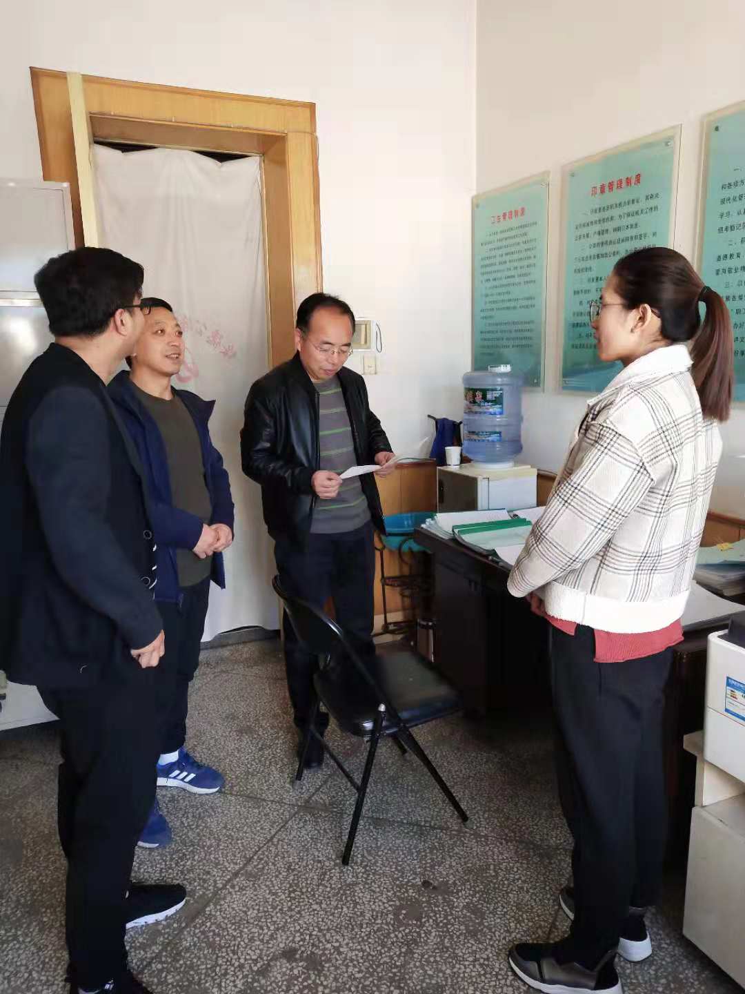 县纪委督导党风廉政建设工作.jpg