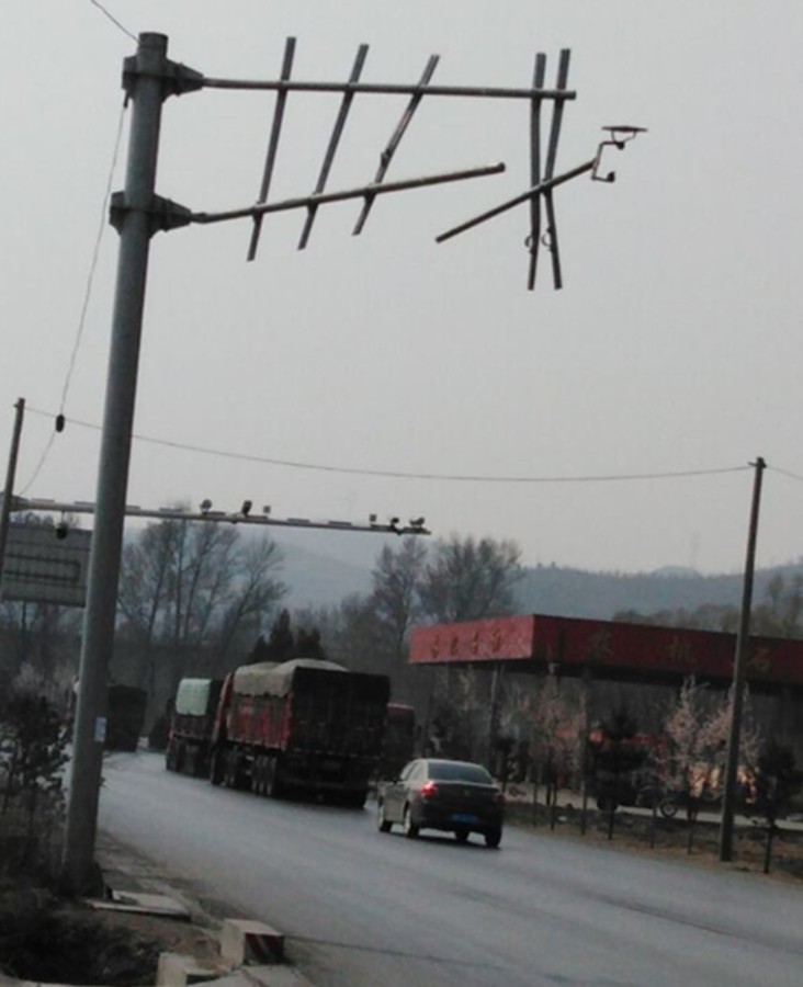 201904181555570791972.jpg 路政事案图2.jpg