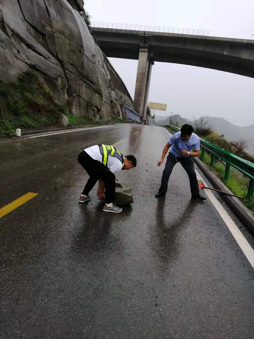 201907221563782396807.jpg
