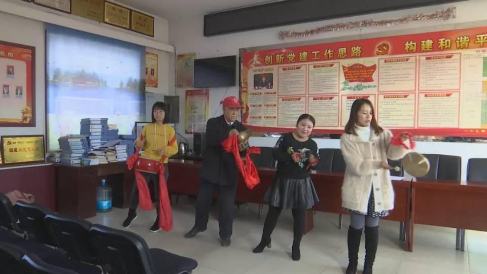 自编自演节目.jpg